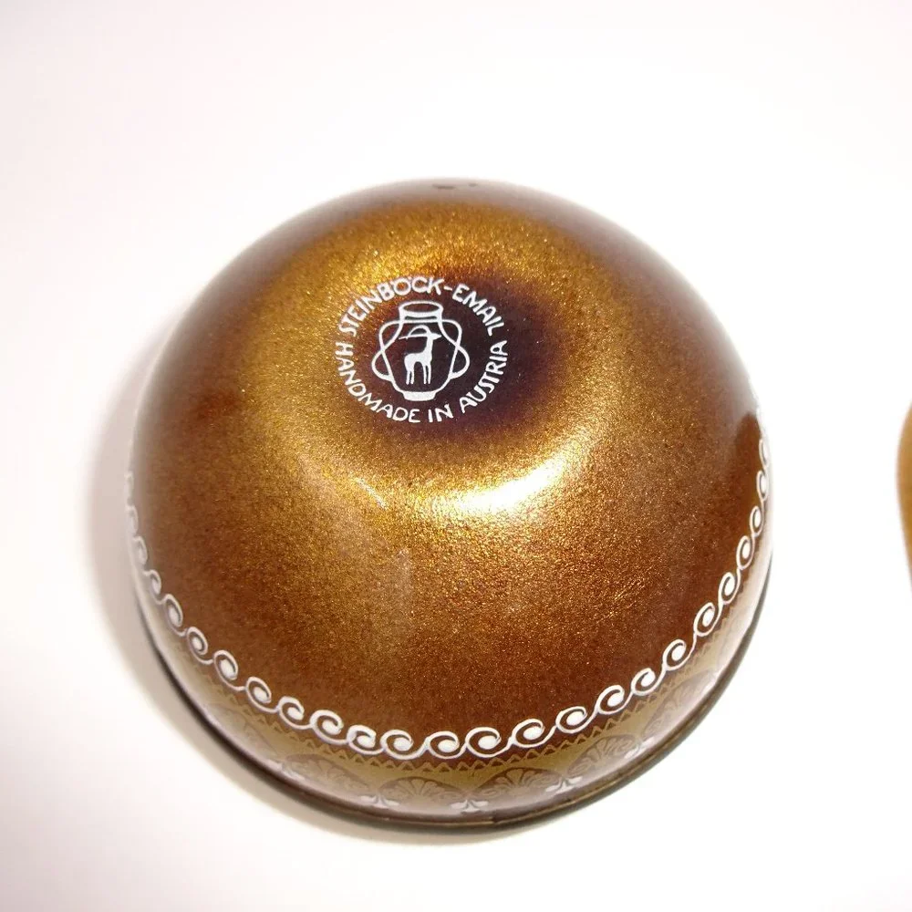 Enamel Steinbock Email Round Trinket Box & Square Tray Gold White Flowers Woman